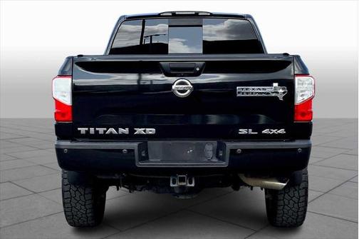 2017 Nissan Titan XD SL
