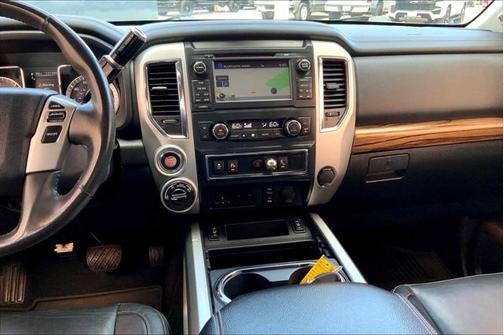 2017 Nissan Titan XD SL