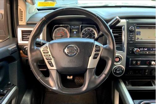 2017 Nissan Titan XD SL