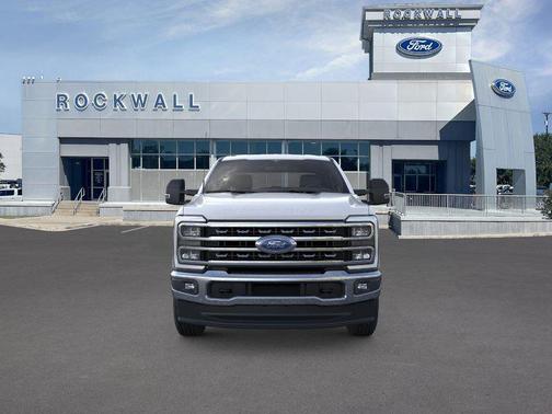 Oxford White 2026 Ford F-250 XLT