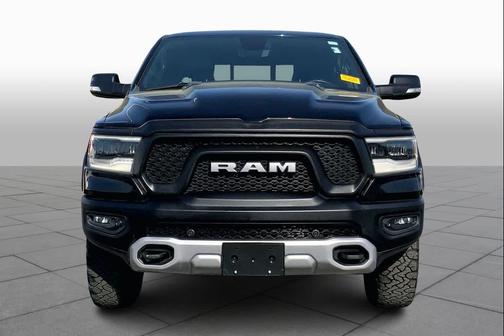 Diamond Black Crystal Pearlcoat 2019 RAM 1500 Rebel