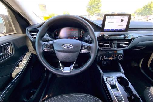 Carbonized Gray Metallic 2023 Ford Escape Active