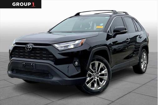 2022 Toyota RAV4 XLE Premium