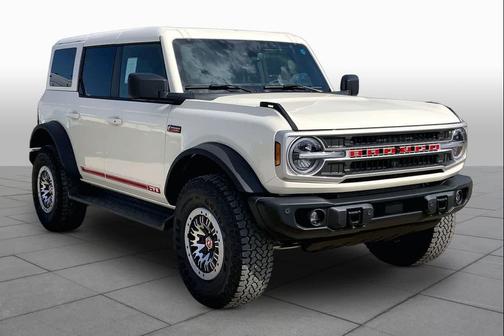 Wimbledon White 2026 Ford Bronco Outer Banks