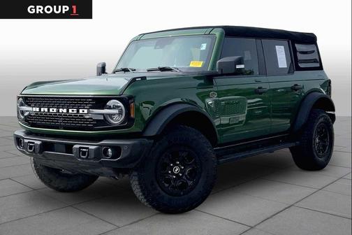 Eruption Green Metallic 2023 Ford Bronco Wildtrak