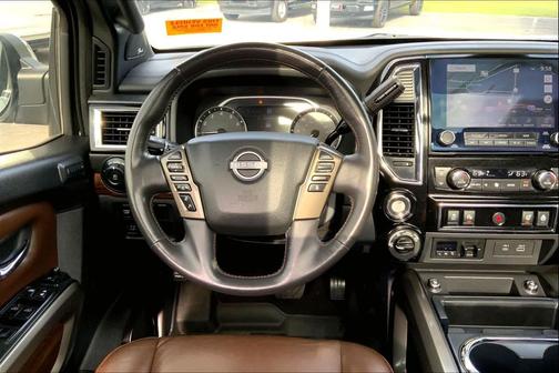 2023 Nissan Titan Platinum Reserve