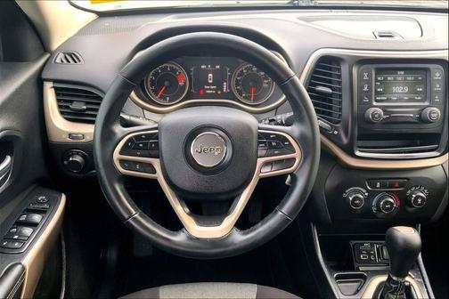 2017 Jeep Cherokee Altitude