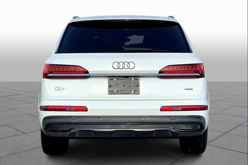 2020 Audi Q7 55 Premium Plus