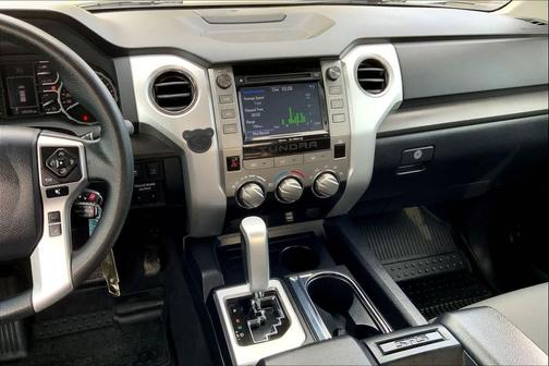 2018 Toyota Tundra SR5