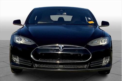 2015 Tesla Model S 70D