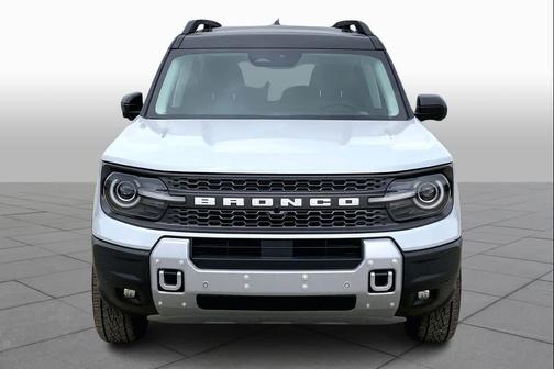 Space White Metallic 2026 Ford Bronco Sport Badlands