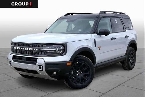 Space White Metallic 2026 Ford Bronco Sport Badlands