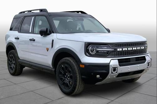 Space White Metallic 2026 Ford Bronco Sport Badlands