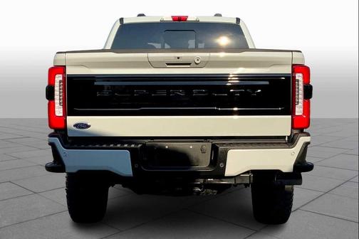 2025 Ford F-350 Platinum