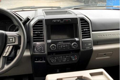 2022 Ford F-350 XLT