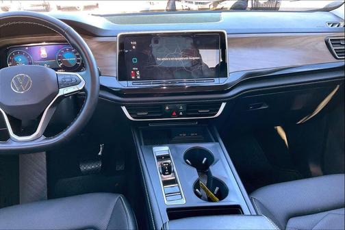 2025 Volkswagen Atlas 2.0T SE