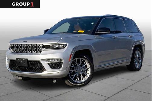 2022 Jeep Grand Cherokee Summit