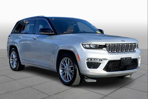 2022 Jeep Grand Cherokee Summit
