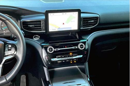 2024 Ford Explorer ST-Line