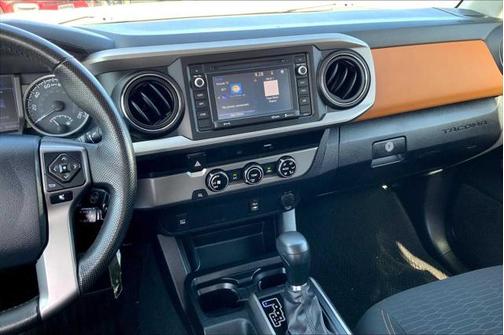 2016 Toyota Tacoma SR5
