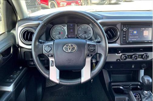 2016 Toyota Tacoma SR5