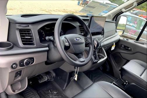 2025 Ford Transit-250 Base