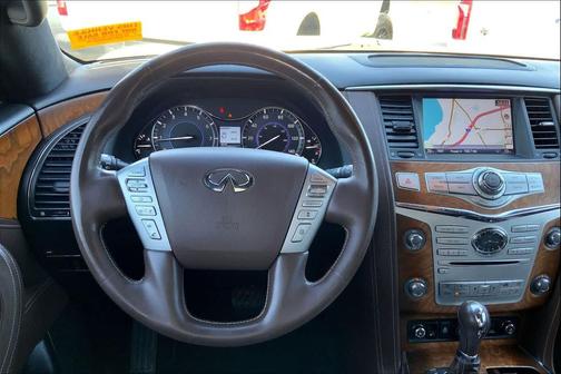 Majestic White 2017 INFINITI QX80 Limited