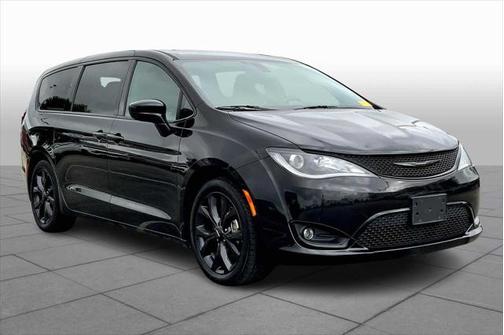 2018 Chrysler Pacifica Touring Plus