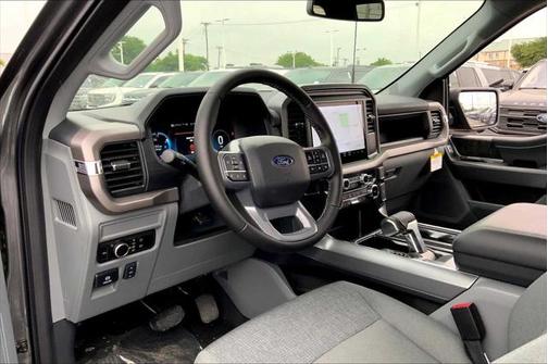 2025 Ford F-150 Lightning XLT