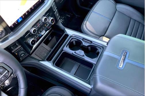 2025 Ford F-250 Platinum