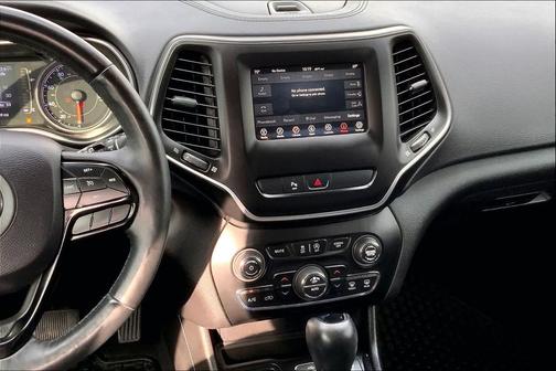 2019 Jeep Cherokee Altitude