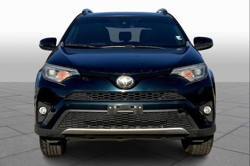 2018 Toyota RAV4 SE