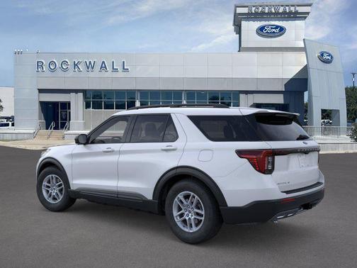 Space White Metallic 2026 Ford Explorer Active