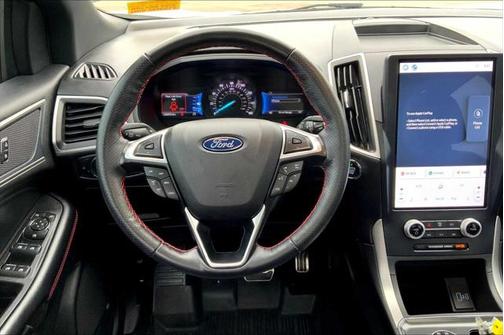 2022 Ford Edge ST Line