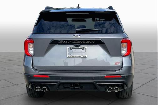 Carbonized Gray Metallic 2024 Ford Explorer ST