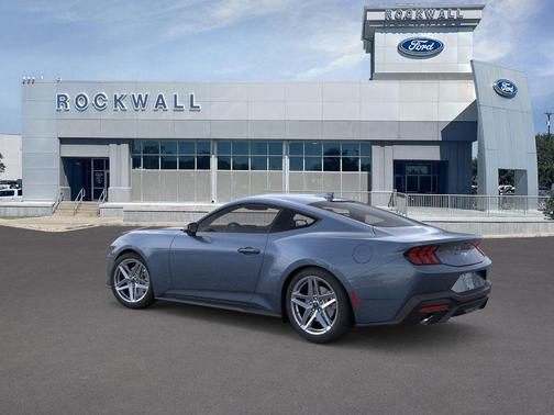 2025 Ford Mustang EcoBoost