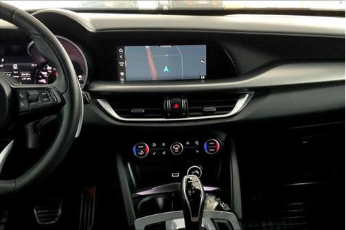 2022 Alfa Romeo Stelvio Ti