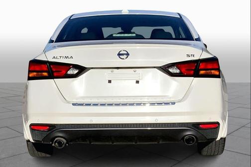 2022 Nissan Altima SR FWD