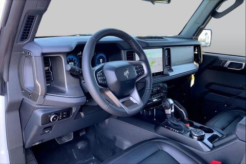 Oxford White 2026 Ford Bronco Badlands