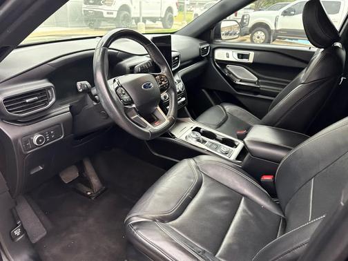 Agate Black Metallic 2021 Ford Explorer ST