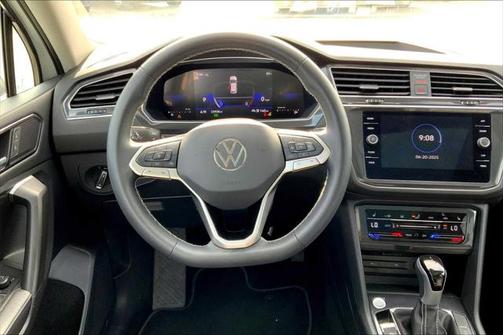 2024 Volkswagen Tiguan 2.0T SE 4MOTION