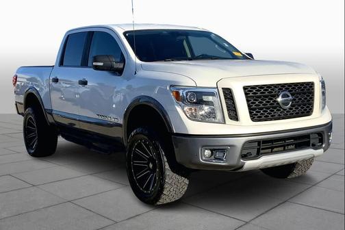 2018 Nissan Titan PRO-4X