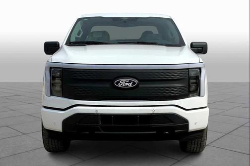 Oxford White 2025 Ford F-150 Lightning Flash