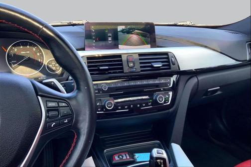 Alpine White 2018 BMW 330e iPerformance