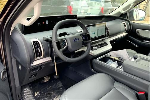 2026 Ford Expedition Active