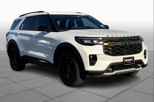 Star White Metallic Tri-Coat 2026 Ford Explorer Tremor