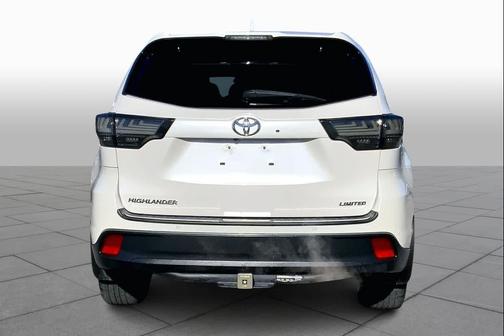 2016 Toyota Highlander Limited Platinum