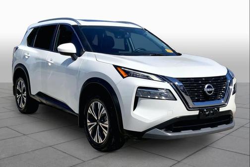 Pearl White Tricoat 2023 Nissan Rogue SV