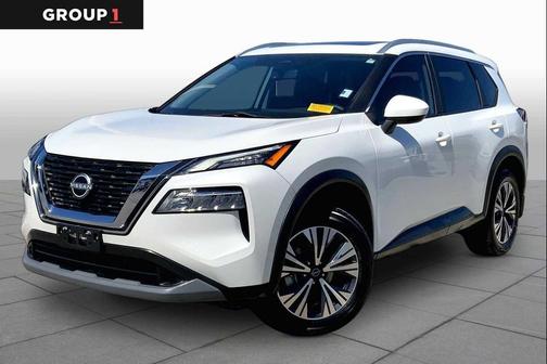 Pearl White Tricoat 2023 Nissan Rogue SV
