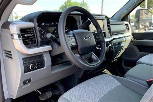 2025 Ford F-450 XL